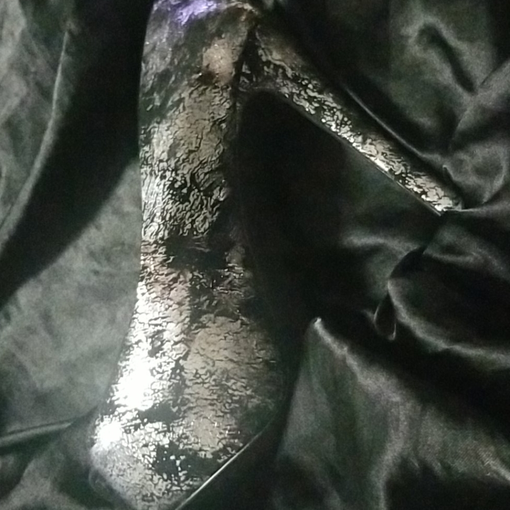 Shoes - Picture 3 of 3